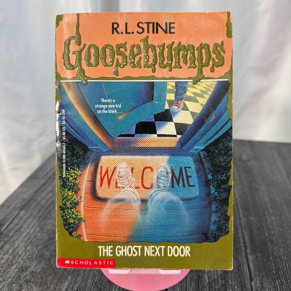 Vintage Goosebumps #10 The Ghost Next Door RL Stine Bumpy Cover